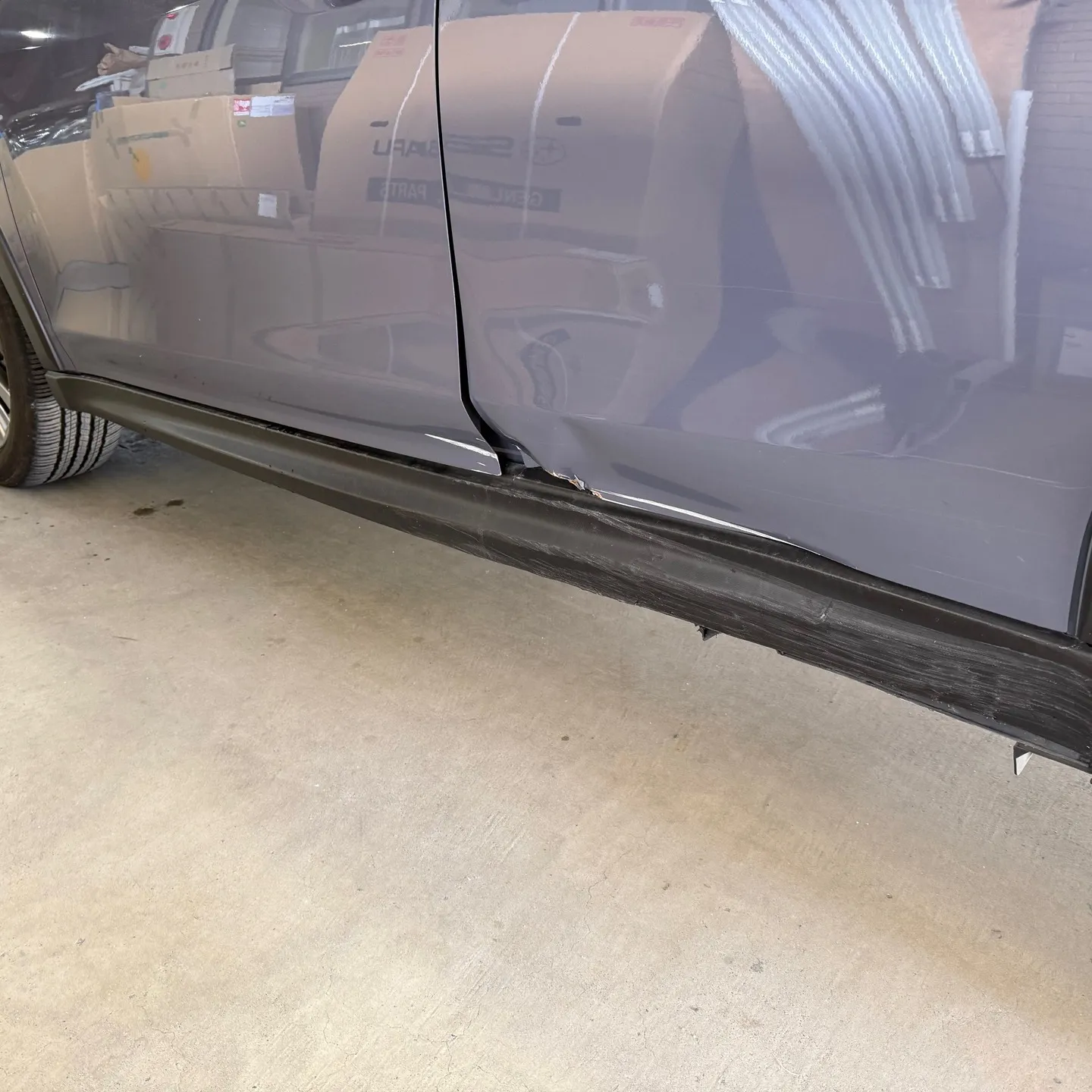 スバル レヴォーグ鈑金塗装